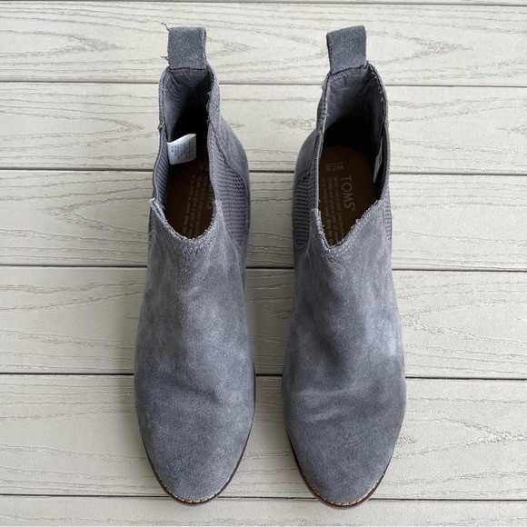 TOMS Forged Iron Grey Suede Ella Ankle Booties 7.5 - Picture 3 of 9